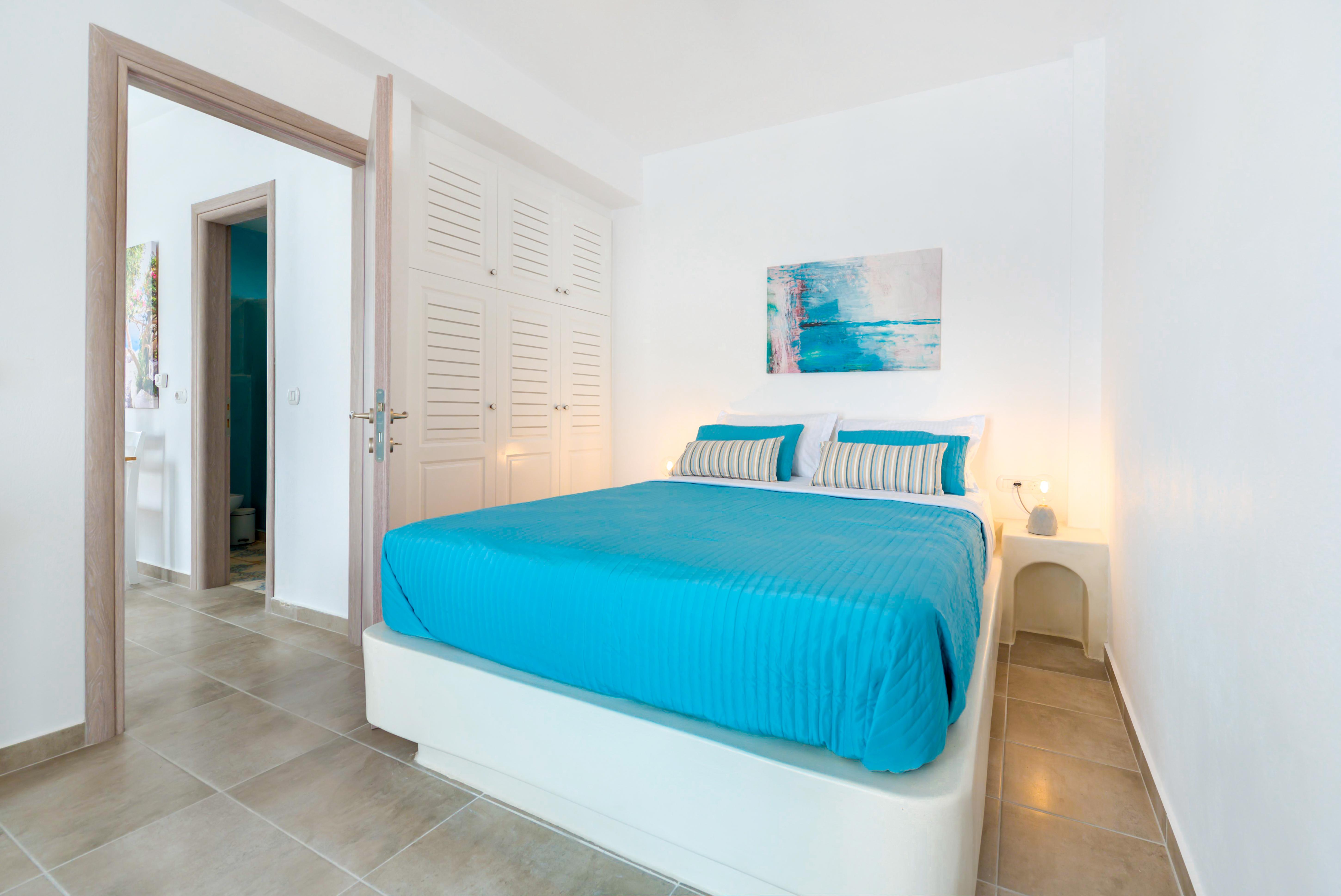 White Harmony Suites メガロホリ エクステリア 写真