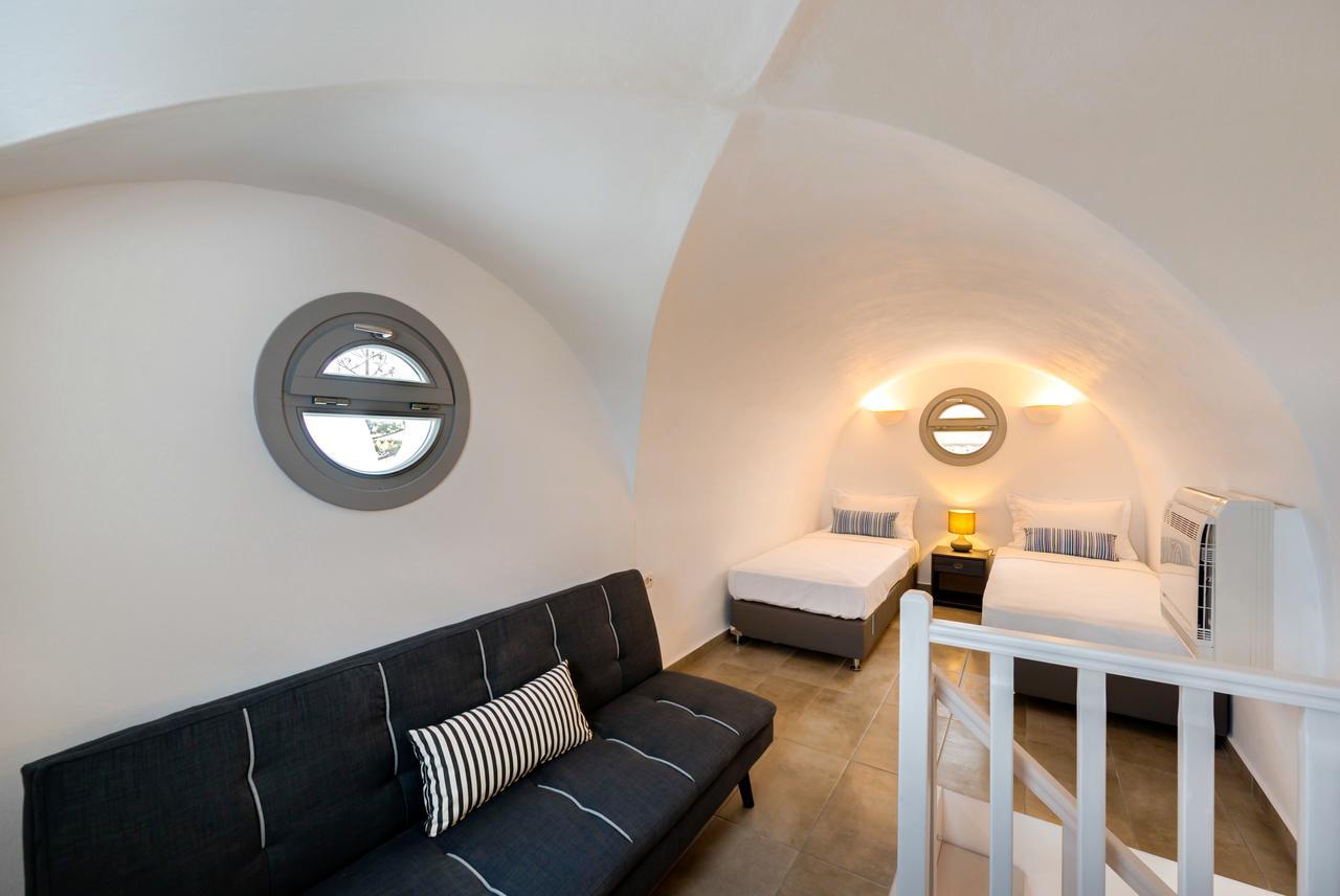 White Harmony Suites メガロホリ エクステリア 写真